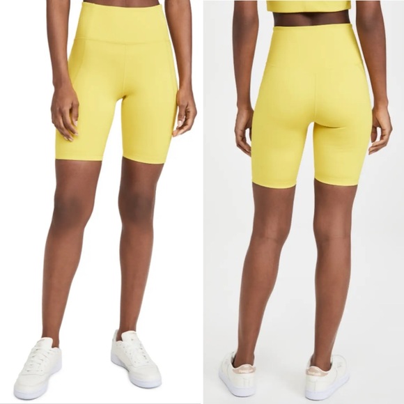 Girlfriend Collective Compression High-Rise Bike Short - Picture 10 of 13